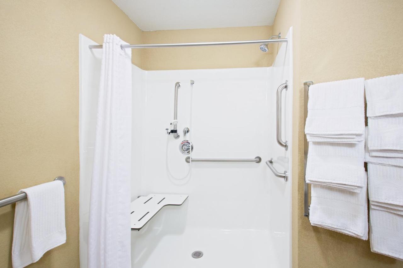 Candlewood Suites Pittsburgh-Cranberry By Ihg Cranberry Township Exterior photo
