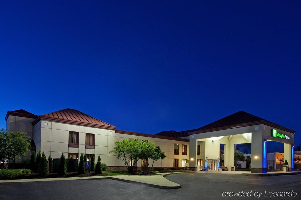 Candlewood Suites Pittsburgh-Cranberry By Ihg Cranberry Township Exterior photo