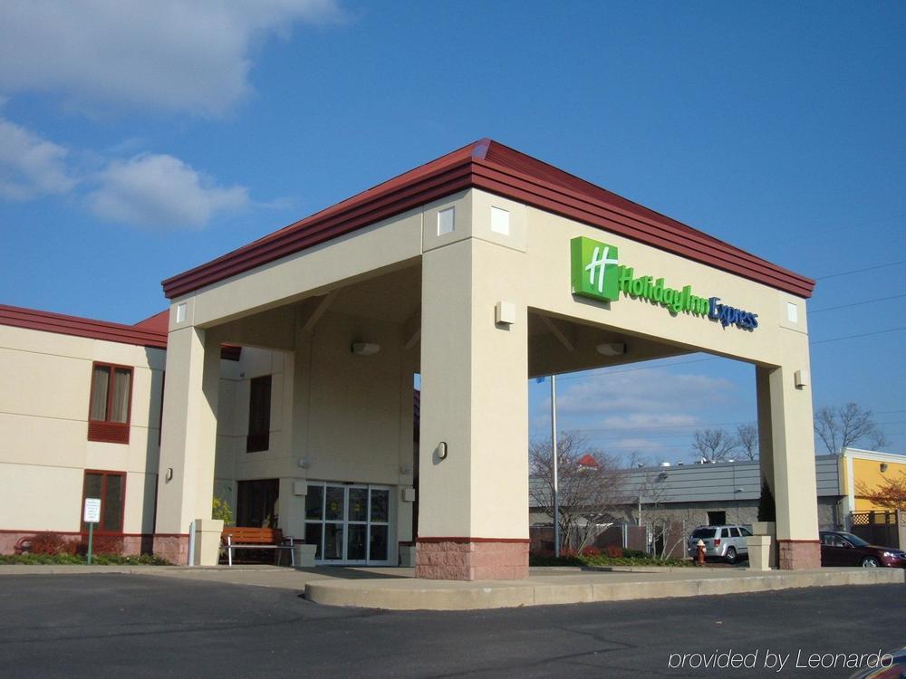 Candlewood Suites Pittsburgh-Cranberry By Ihg Cranberry Township Exterior photo