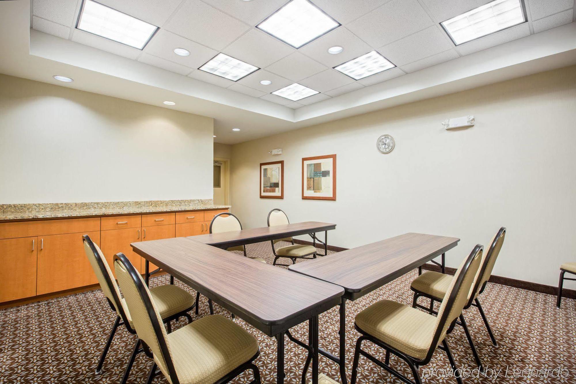 Candlewood Suites Pittsburgh-Cranberry By Ihg Cranberry Township Exterior photo