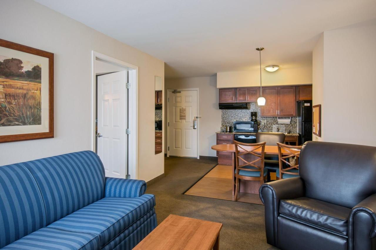 Candlewood Suites Pittsburgh-Cranberry By Ihg Cranberry Township Exterior photo